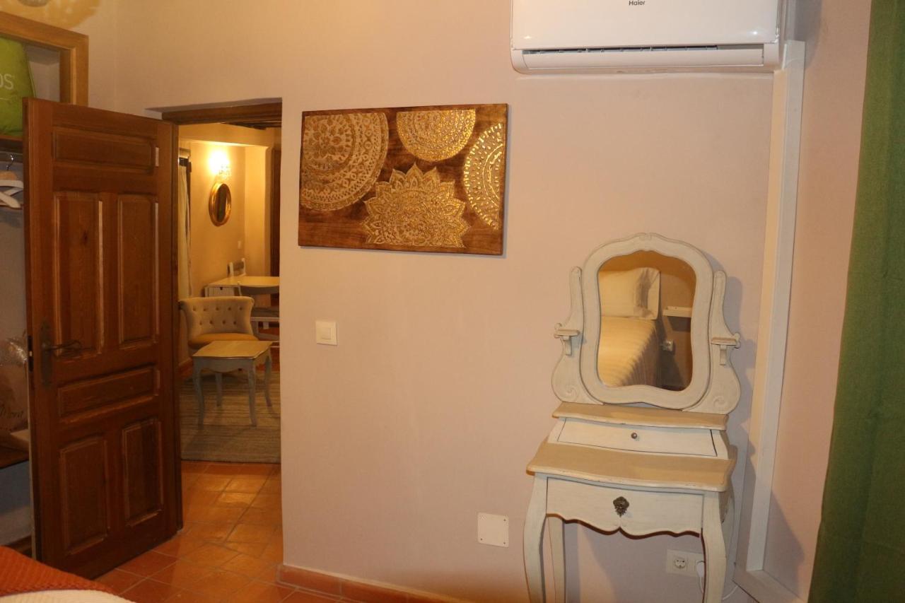 Apartamentos Coliseo Толедо Экстерьер фото
