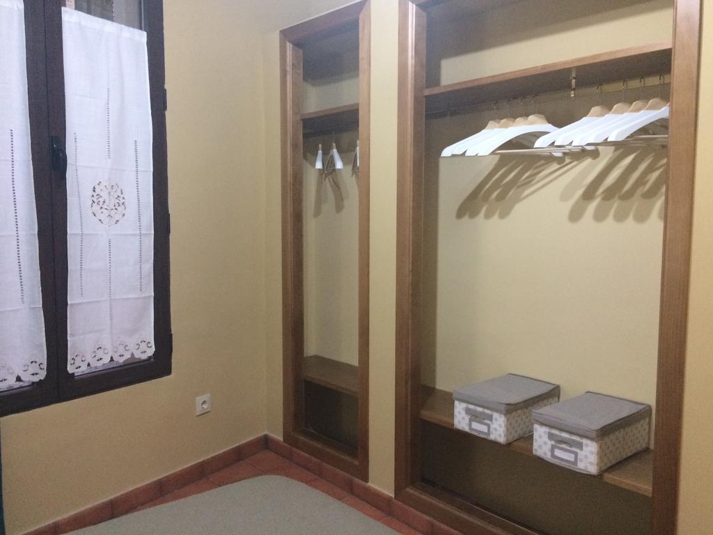Apartamentos Coliseo Толедо Экстерьер фото